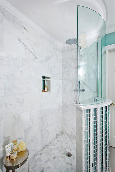 Shower02-L