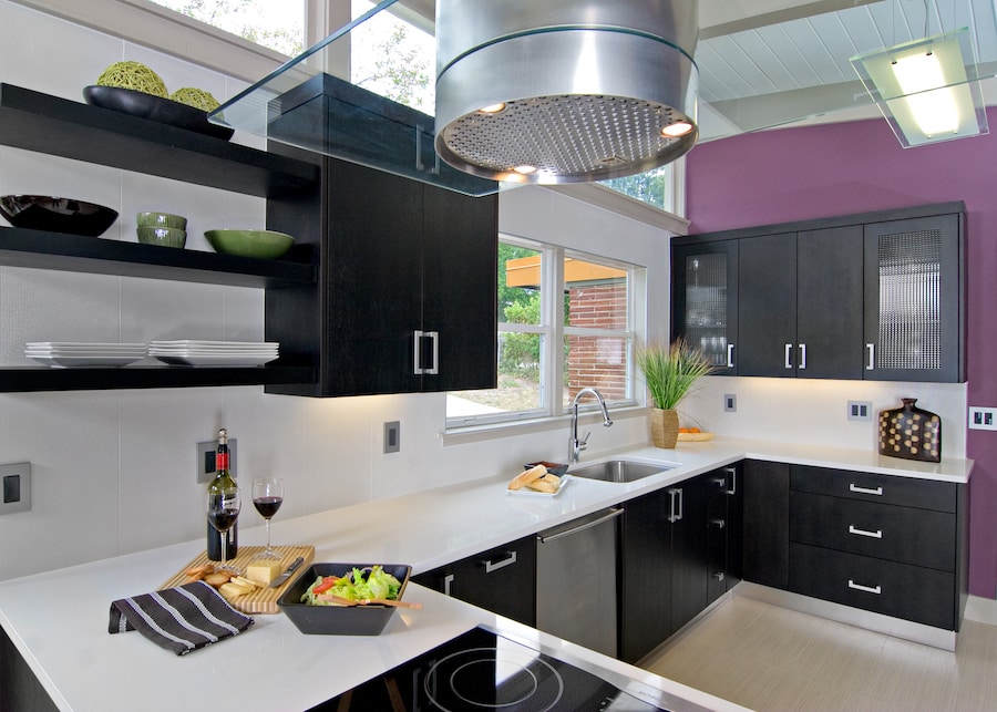 purple in kitchen white tops Blackshear 004