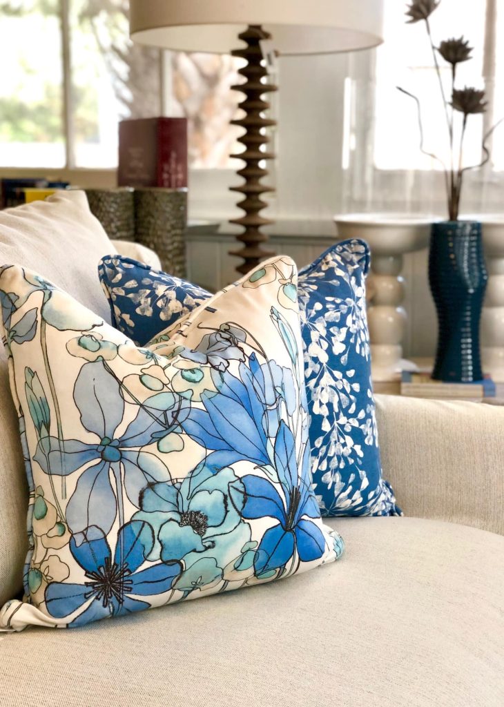 pillows at in detail interiors pensacola florida IMG 9029